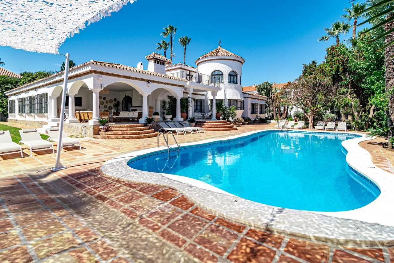 Seaside Paradise Villa With A Private Pool And Walking Distance To The Beach Marbella 0*,  Spain