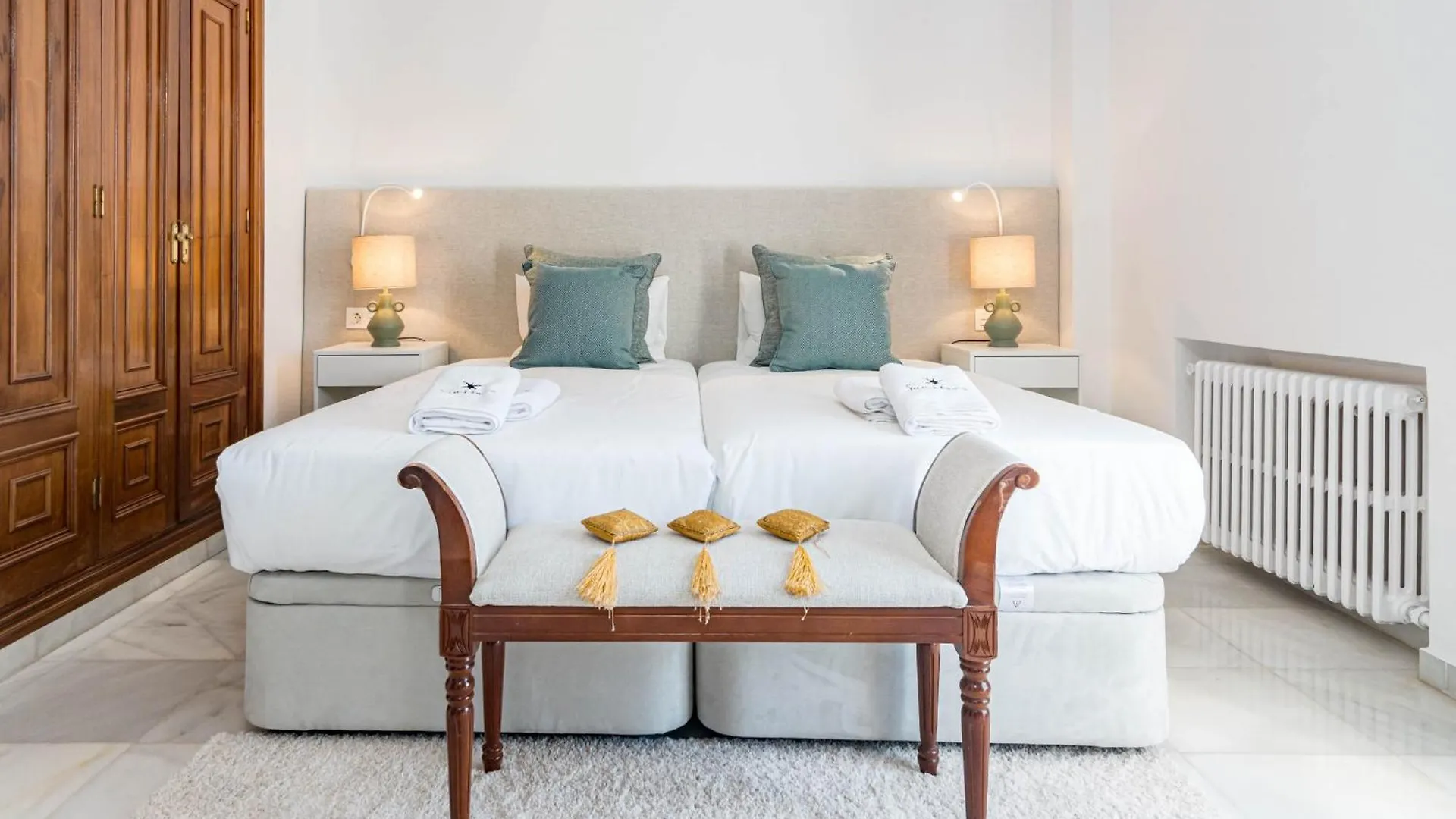 Seaside Paradise Villa With A Private Pool And Walking Distance To The Beach Marbella 0*,  Spain