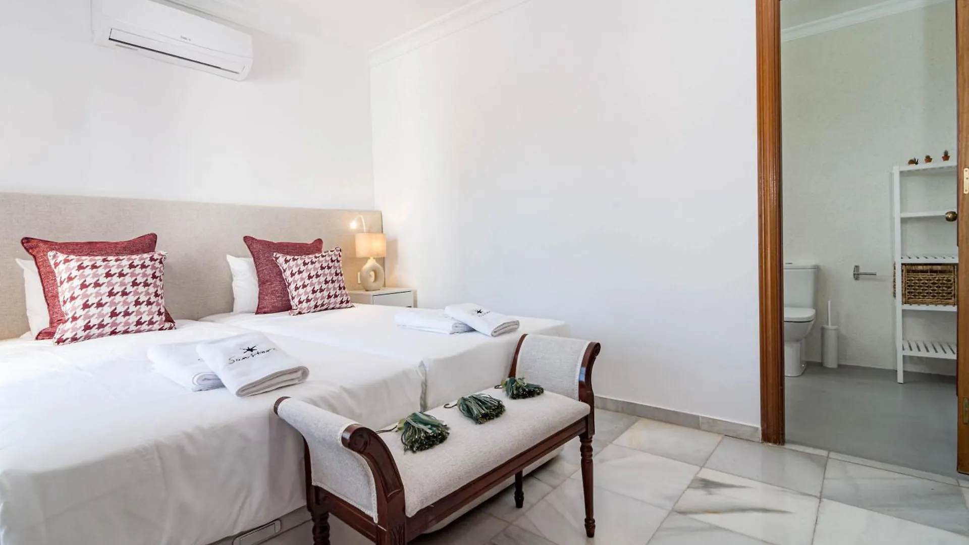 Seaside Paradise Villa With A Private Pool And Walking Distance To The Beach Marbella