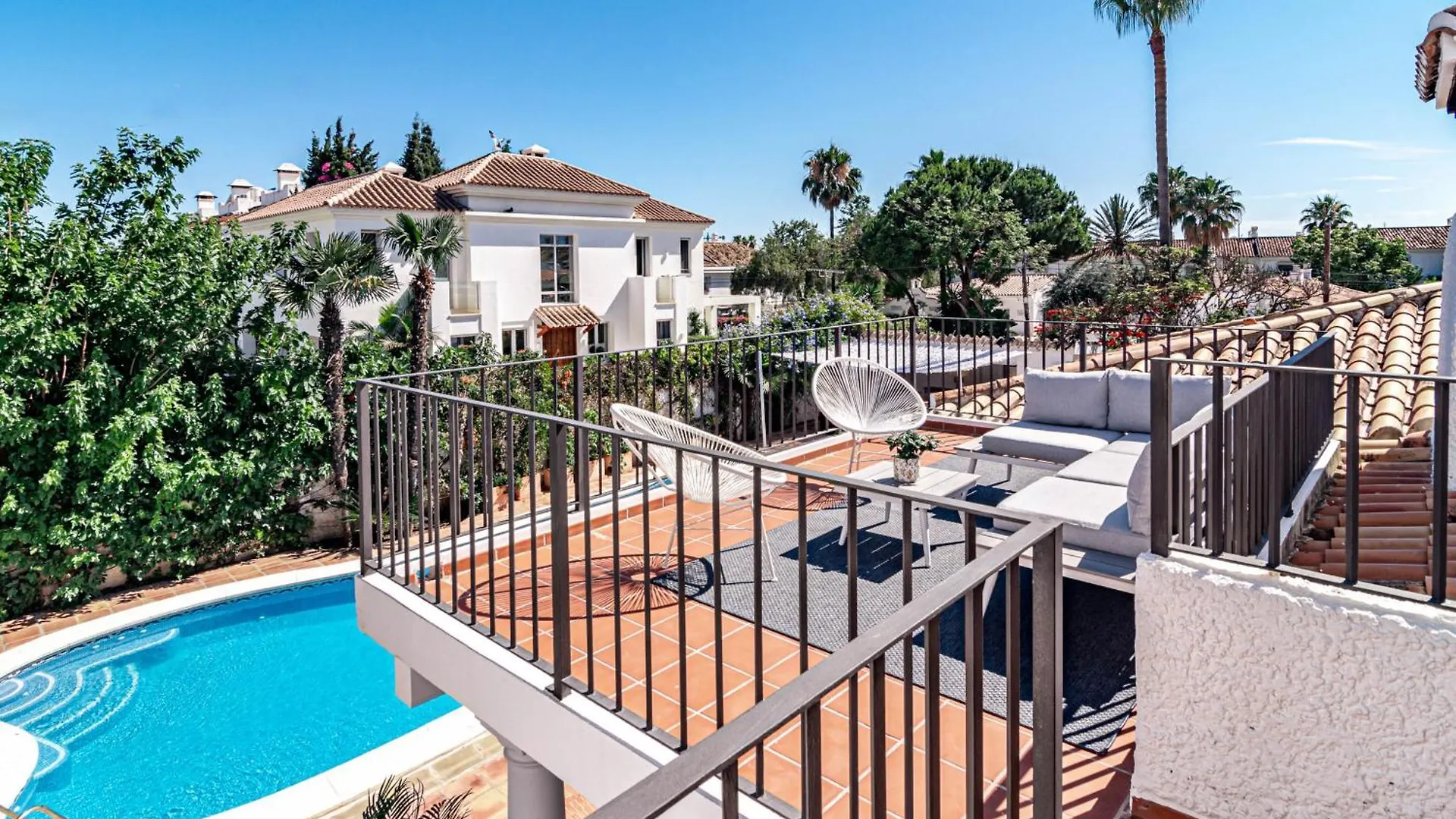 Seaside Paradise Villa With A Private Pool And Walking Distance To The Beach Marbella Spain