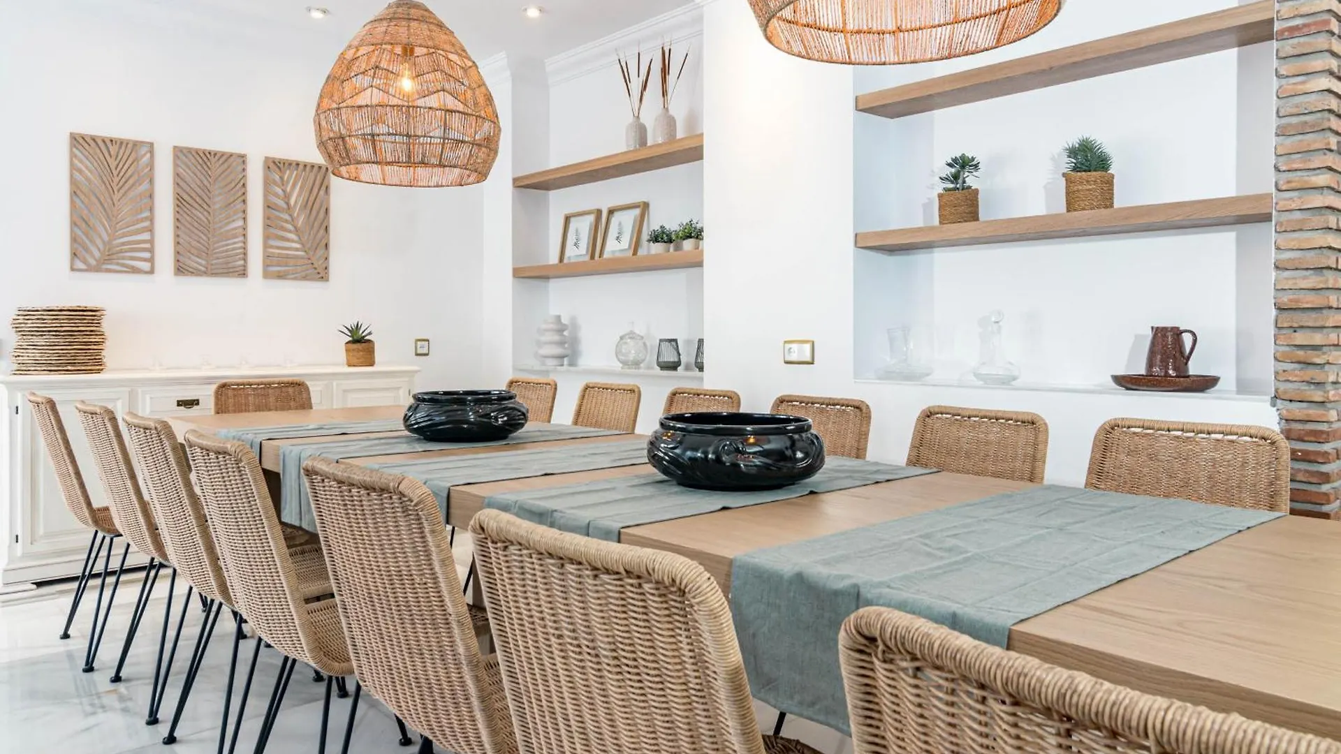 Seaside Paradise Villa With A Private Pool And Walking Distance To The Beach Marbella Spain